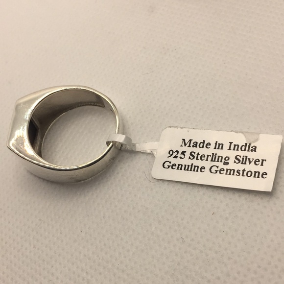 Men’s or Women’s Onyx Ring - Picture 8 of 9